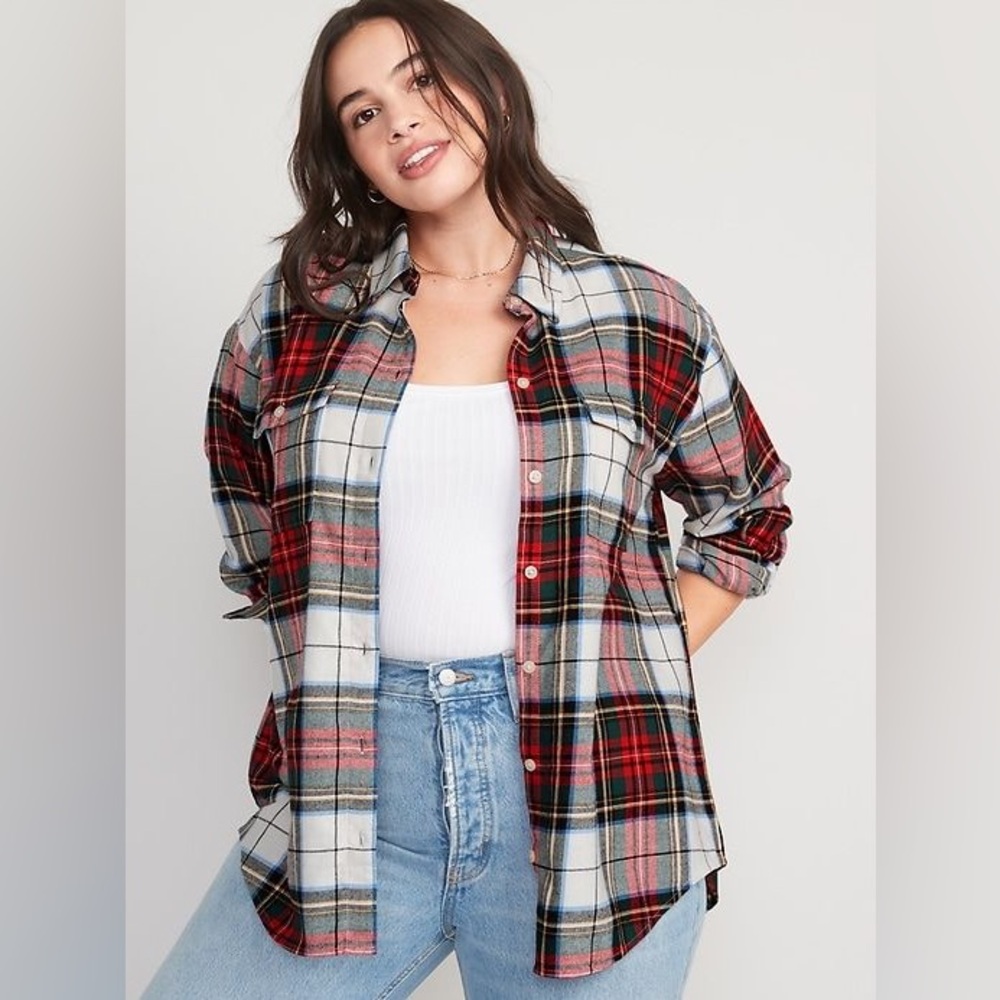 Old Navy Plaid Flannel Boyfriend Shirt Red Green White Button Down Size Medium